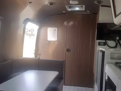 2020 Airstream Caravel 22FB — photo 4