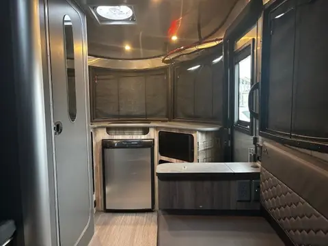2017 Airstream Basecamp — photo 4