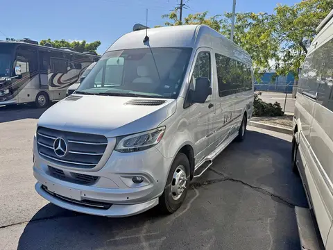 2020 Airstream Interstate Grand Tour EXT — photo 1