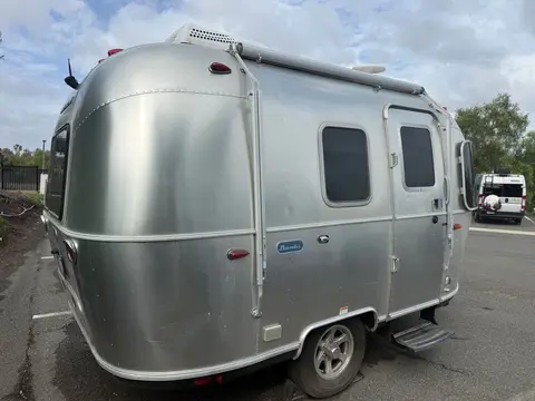 2023 Airstream Bambi 16RB — photo 3