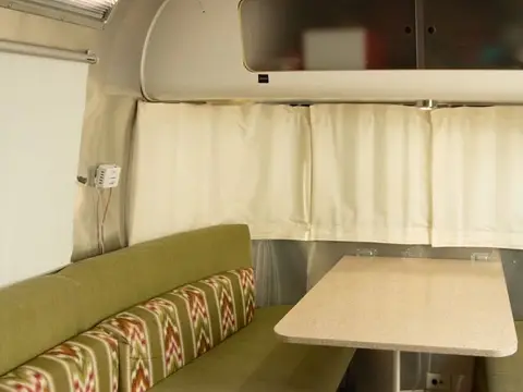 2011 Airstream International CCD — photo 5