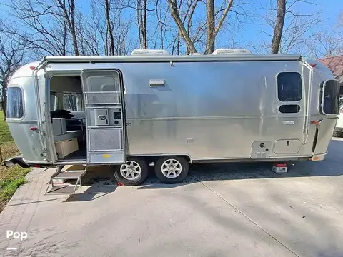 2023 Airstream Flying Cloud 25FB — photo 1