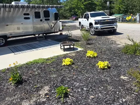 2025 Airstream Classic 30 RBR; — photo 2