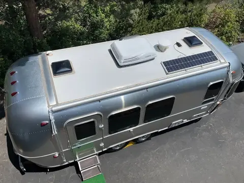 2022 Airstream Flying Cloud — photo 5