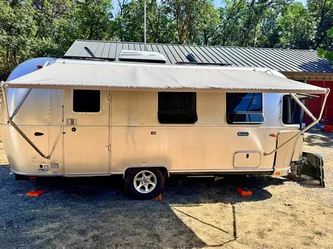 2023 Airstream Bambi — photo 1