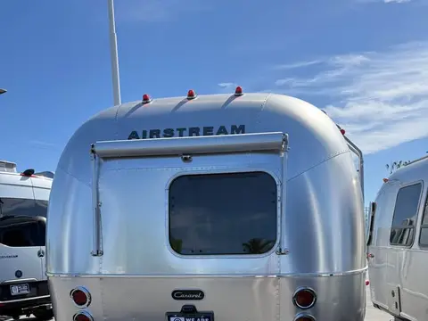 2026 Airstream Caravel 20FBK — photo 3
