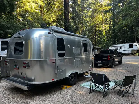 2018 Airstream Flying Cloud 19CB — photo 2