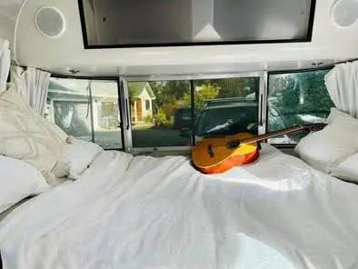 2022 Airstream Caravel — photo 4