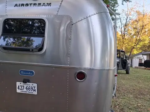 2020 Airstream Bambi FB22 — photo 3