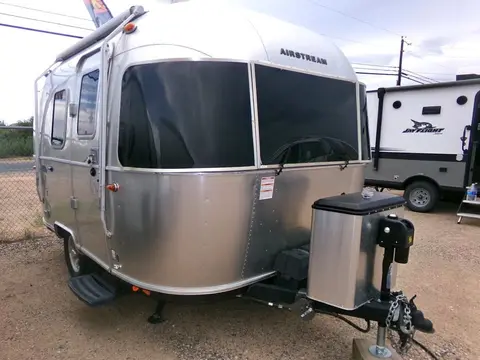 2023 Airstream Bambi 16RB — photo 1