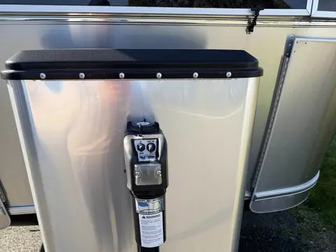 2022 Airstream Pottery Barn 28RB — photo 4