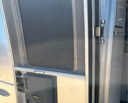 2019 Airstream Bambi 16 ft — photo 2