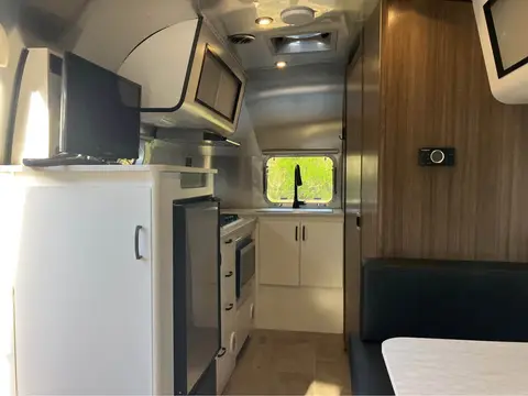 2022 Airstream Caravel 20FB — photo 1