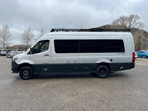 2022 Airstream Interstate — photo 2