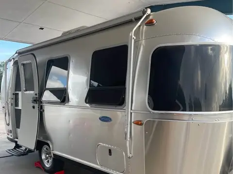 2018 Airstream Bambi Sport — photo 3