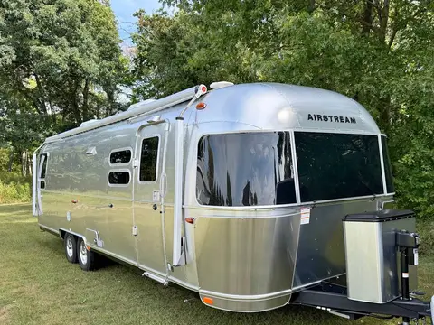 2023 Airstream International 30RB “Coastal Cove” 30 ft — photo 1