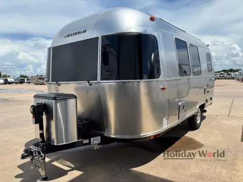 2025 Airstream Bambi 20FB — photo 3