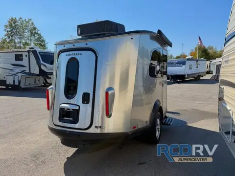 2019 Airstream Basecamp — photo 2