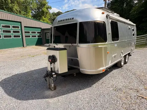 2021 Airstream Globetrotter — photo 2