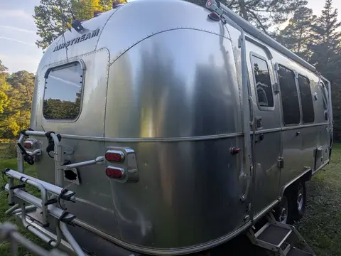 2019 Airstream Flying Cloud 23FB — photo 3