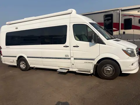 2015 Airstream Interstate — photo 3