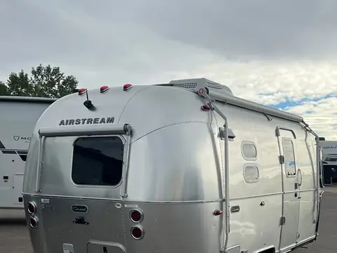 2024 Airstream Caravel 20FB — photo 5