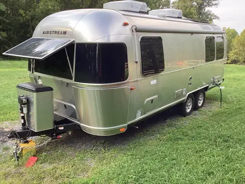 Airstream — photo 3