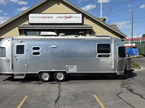 2017 Airstream International Signature — photo 2