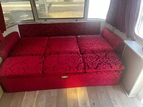 1992 Airstream 29 feet sovereign - rear bath — photo 3