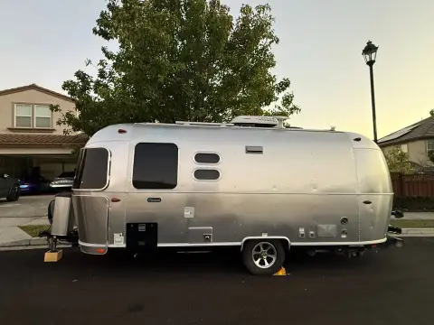 2020 Airstream Caravel 22FB — photo 5