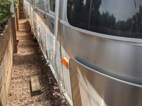 2002 Airstream Classic 31 ft — photo 1