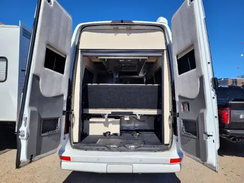2018 Airstream Interstate GT — photo 4