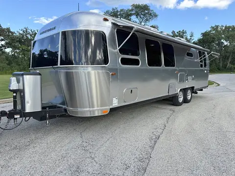 2020 Airstream Flying Cloud — photo 1