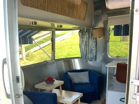 2007 Airstream International Ocean Breeze 25 ft — photo 3