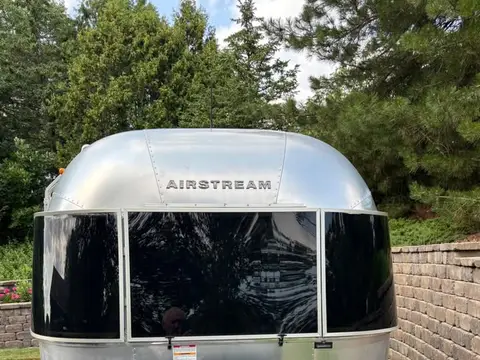 2019 Airstream Sport 22FB — photo 2