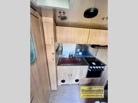 2020 Airstream Flying Cloud 23FB; — photo 5