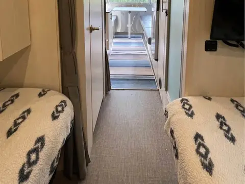 2023 Airstream Flying Cloud — photo 4