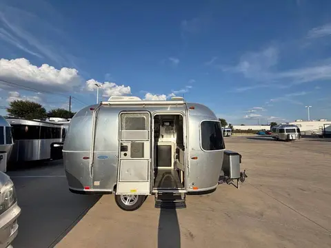 2019 Airstream Bambi — photo 1