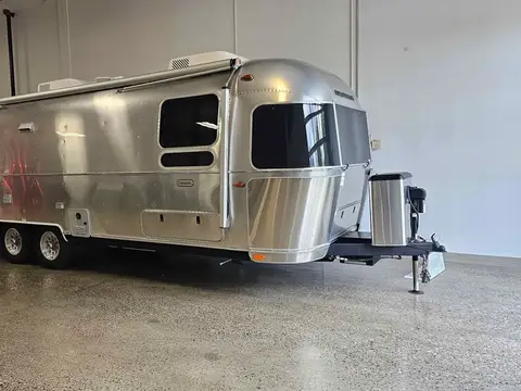 2023 Airstream Globetrotter — photo 1