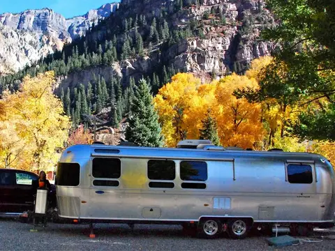 2005 Airstream Classic 30 ft — photo 2