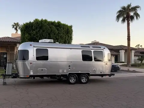 2025 Airstream Tradewind — photo 2