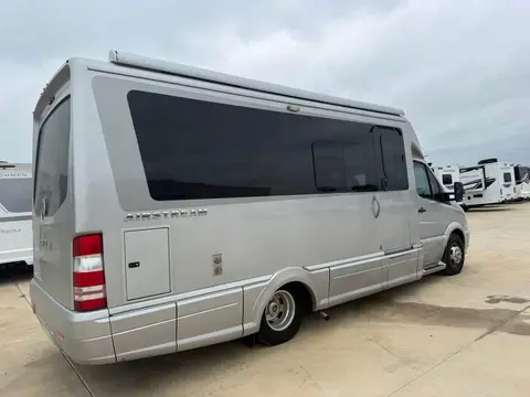 2018 Airstream Atlas — photo 5