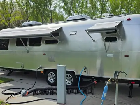 2023 Airstream Flying Cloud 30FB Bunk — photo 4