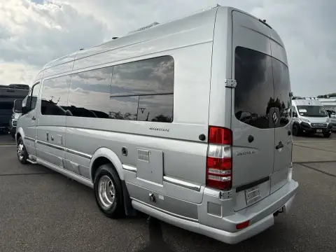 2015 Airstream Interstate Grand Tour — photo 4