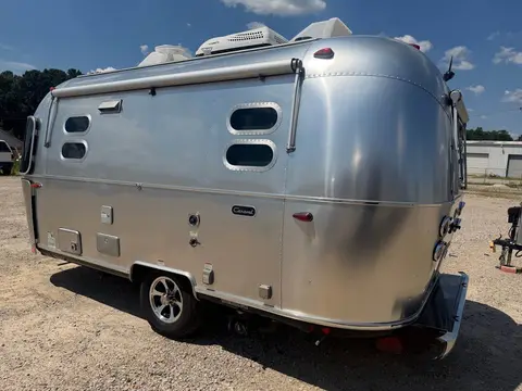 2021 Airstream Caravel 19CB — photo 4