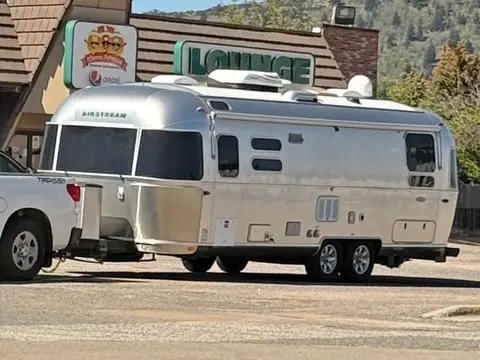 2016 Airstream Flying Cloud — photo 1