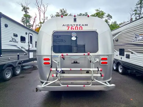 2012 Airstream Flying Cloud — photo 4