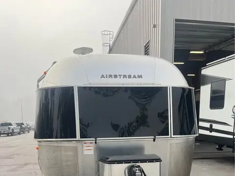 2024 Airstream Bambi — photo 2