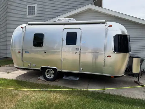 2022 Airstream Bambi 20FB — photo 2