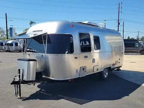 2023 Airstream Bambi — photo 3